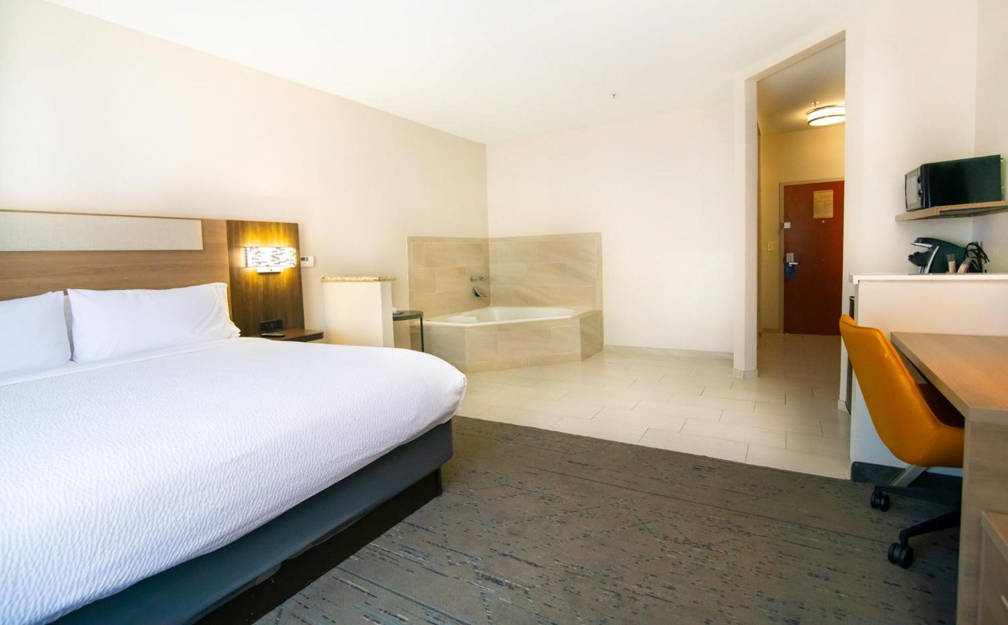 Holiday Inn Express & Suites College Station By Ihg Kültér fotó